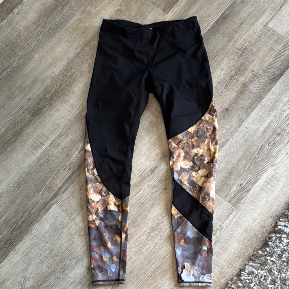 Athleta Black/Gold/Brown Patterned Leggings